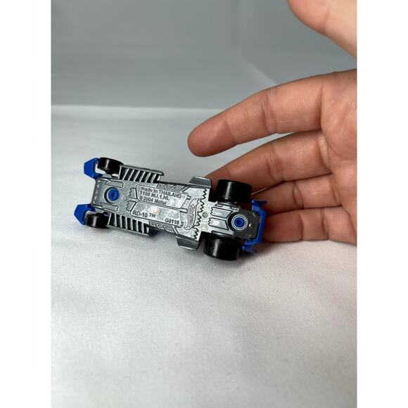 Hot Wheels RD 10 2004 Blue Futuristic Car Mattel 1:64 #463 Diecast Used Loose - Picture 8 of 8